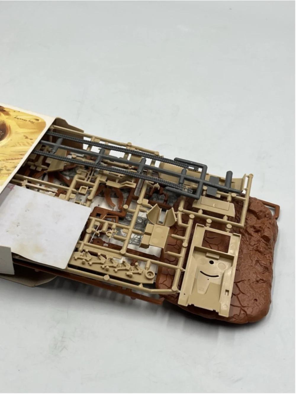 Matchbox 1/76 Sd-Kfz 124 Wespe Model Tank Kit Factory NEW IN THE BOX COLLECTIBLE
